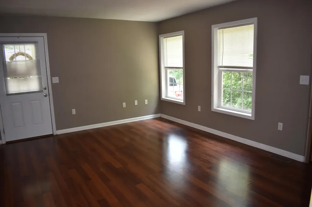 371 Eagle Lane Middlesboro KY 40965