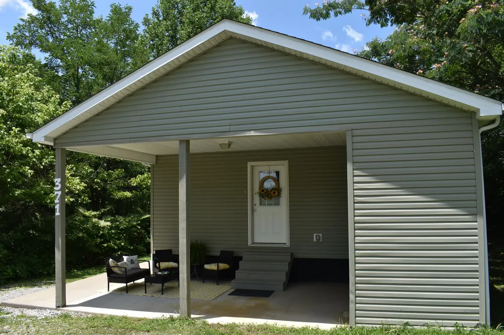 371 Eagle Lane Middlesboro KY 40965