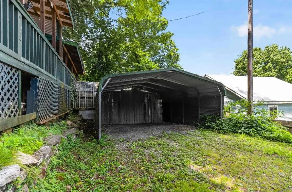 165 Gayle Street Frankfort KY 40601