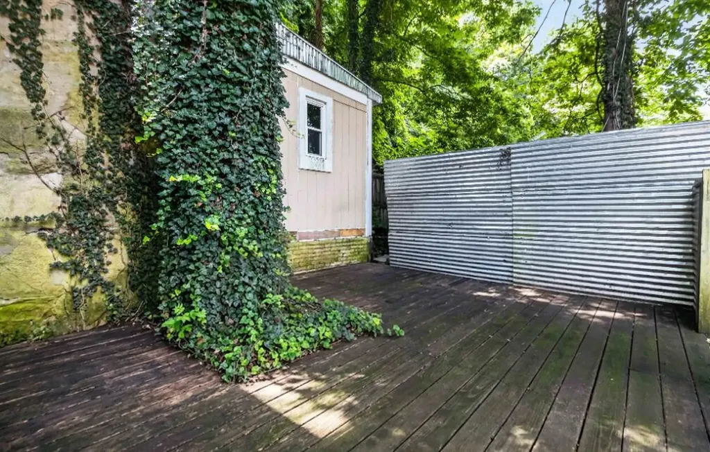 165 Gayle Street Frankfort KY 40601