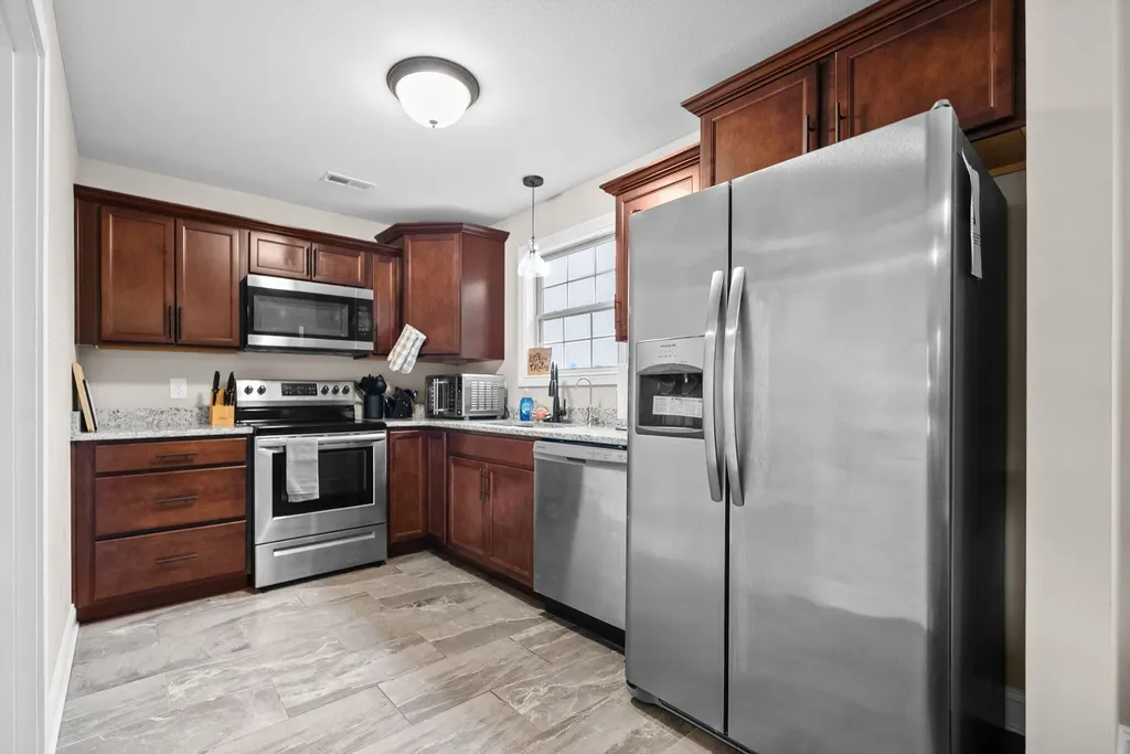 143 Ambridge Street Oak Grove KY 42262