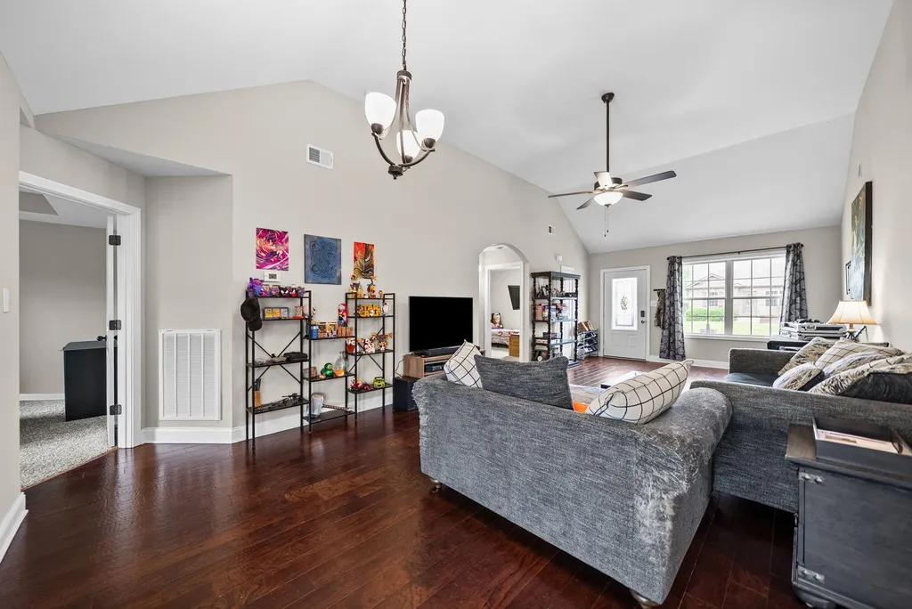143 Ambridge Street Oak Grove KY 42262