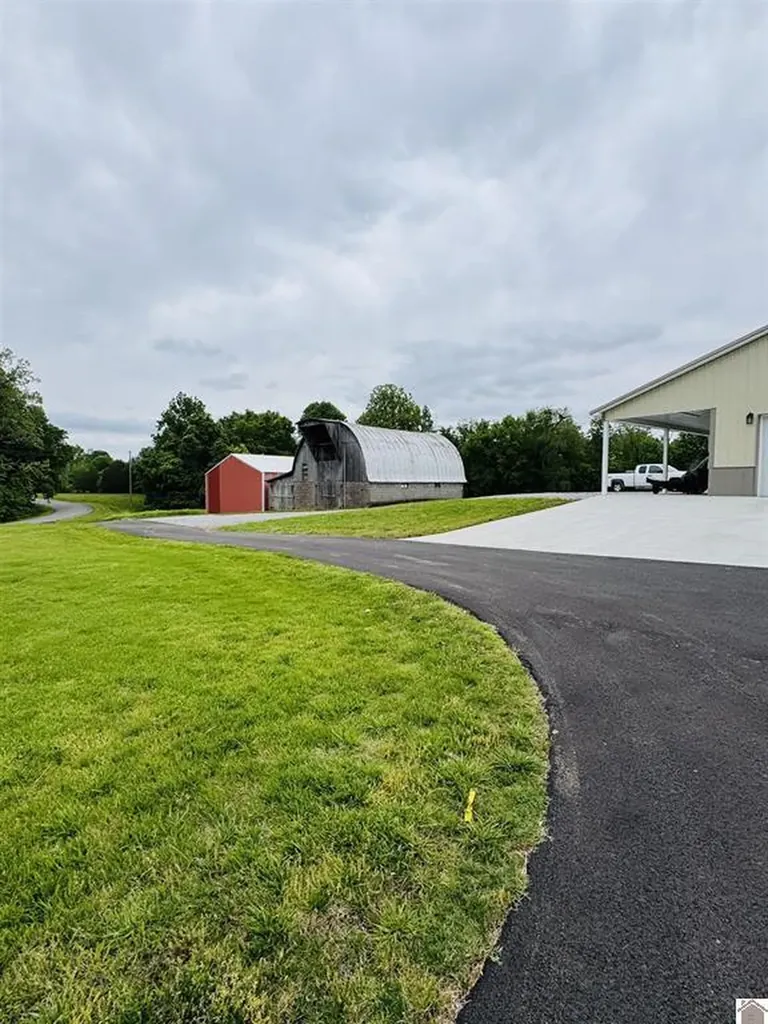 1285 Mckendree Church Road Mayfield KY 42066