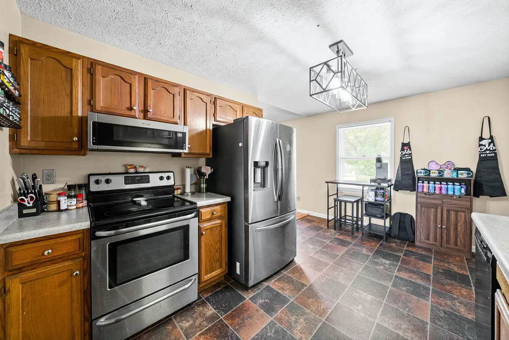 535 Foxfield Road Hopkinsville KY 42240