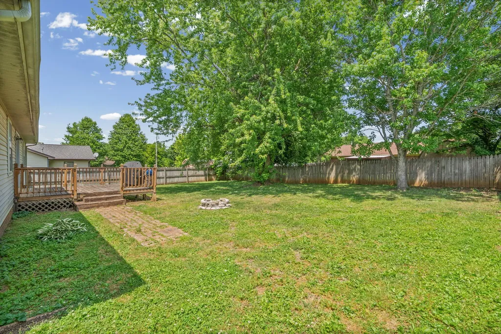 535 Foxfield Road Hopkinsville KY 42240