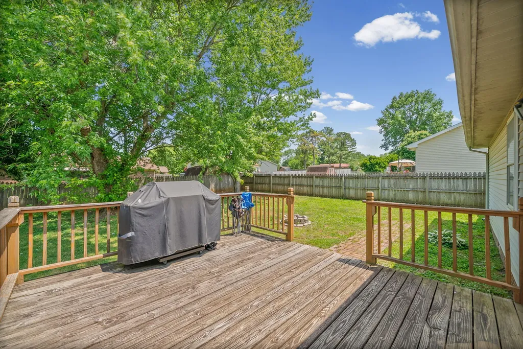 535 Foxfield Road Hopkinsville KY 42240