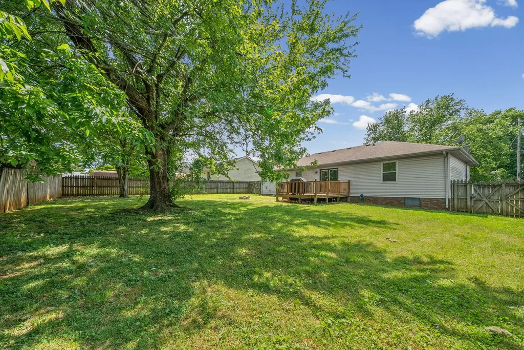 535 Foxfield Road Hopkinsville KY 42240