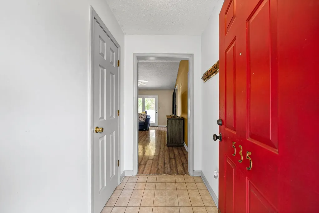 535 Foxfield Road Hopkinsville KY 42240