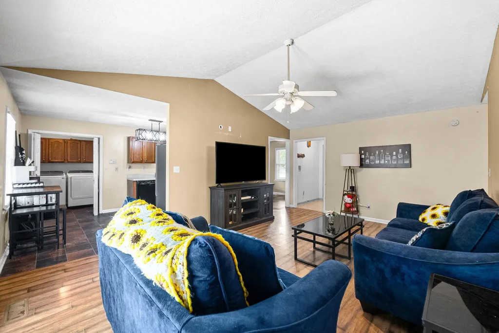 535 Foxfield Road Hopkinsville KY 42240