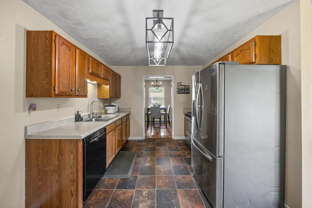 535 Foxfield Road Hopkinsville KY 42240