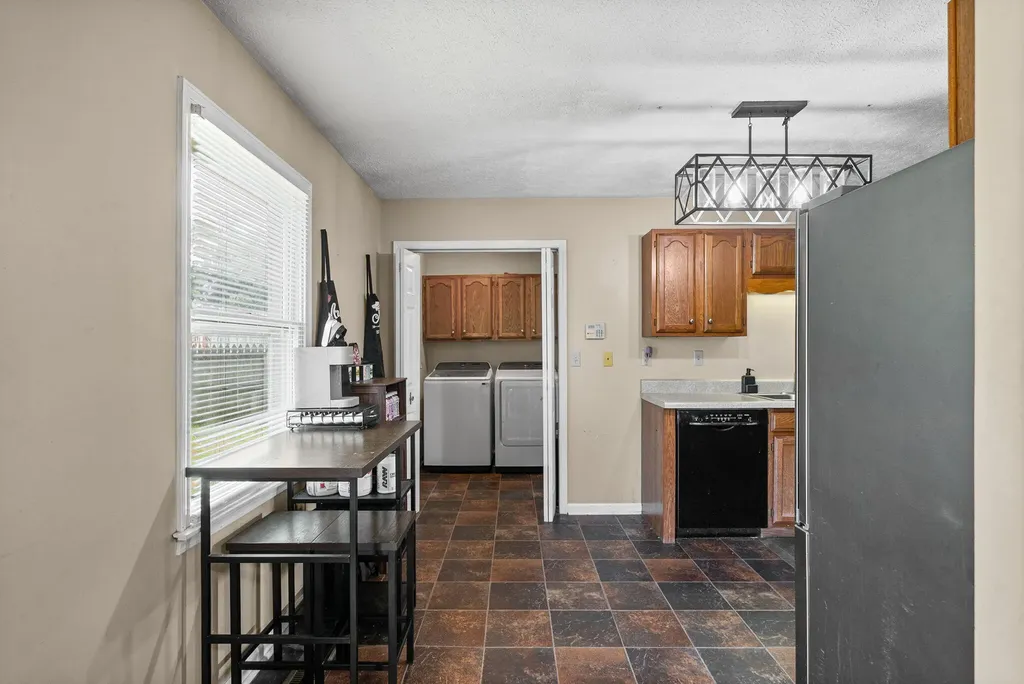 535 Foxfield Road Hopkinsville KY 42240