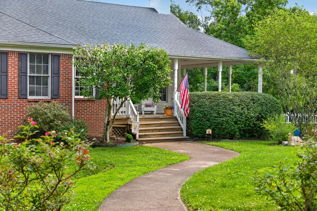 115 St Michaels Crossing Danville KY 40422