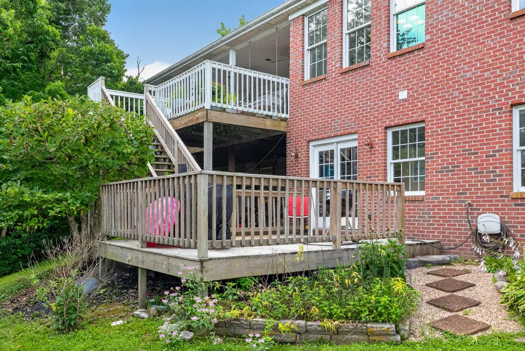 115 St Michaels Crossing Danville KY 40422
