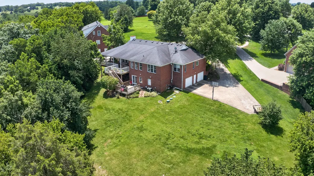 115 St Michaels Crossing Danville KY 40422
