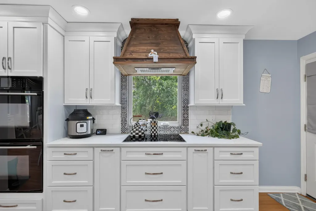 2252 Blackmoor Park Lane Lexington KY 40509