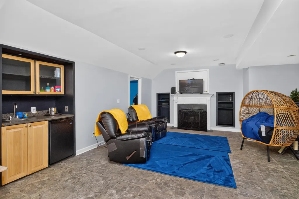 2252 Blackmoor Park Lane Lexington KY 40509