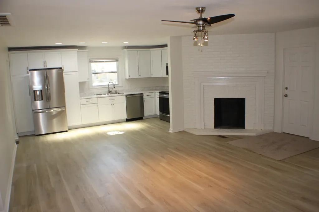3193 Carriage Lane Lexington KY 40517