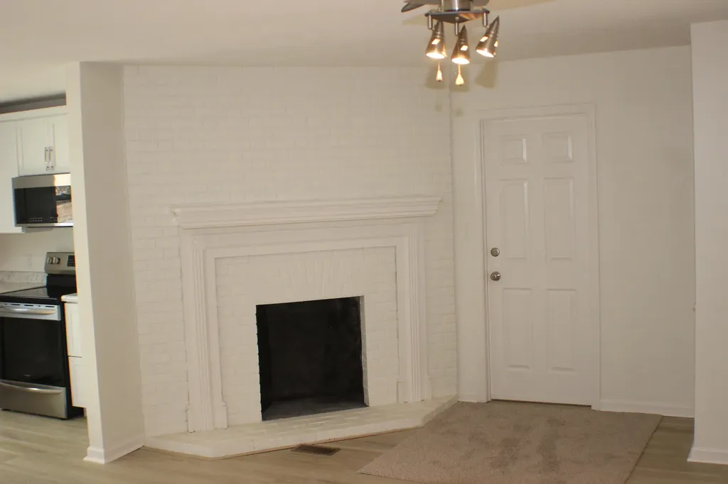 3193 Carriage Lane Lexington KY 40517
