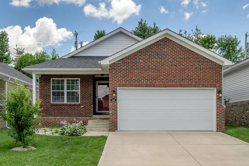 108 Dallas Drive Nicholasville KY 40356