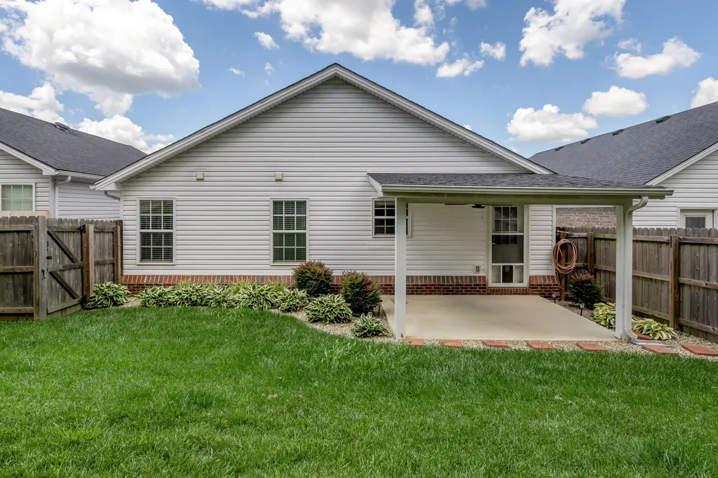 108 Dallas Drive Nicholasville KY 40356