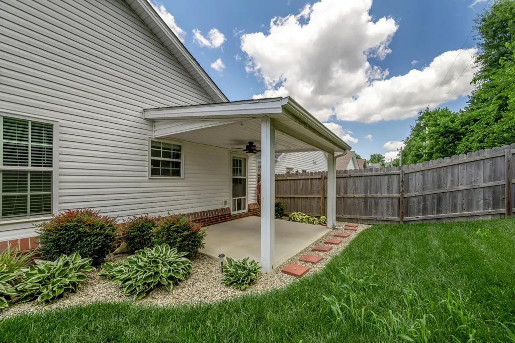 108 Dallas Drive Nicholasville KY 40356