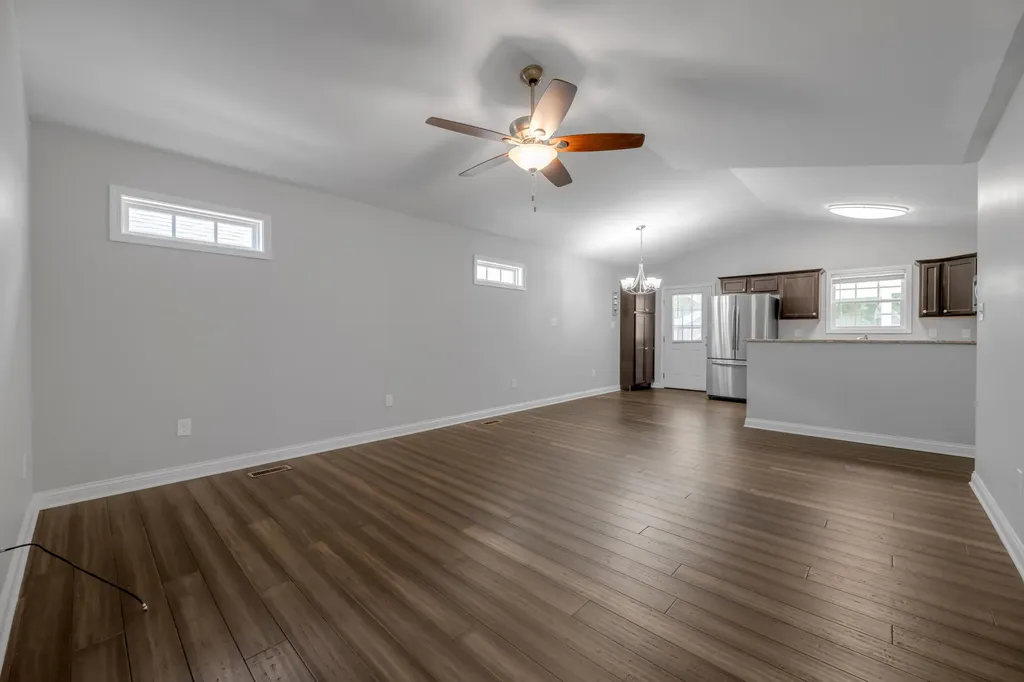 108 Dallas Drive Nicholasville KY 40356