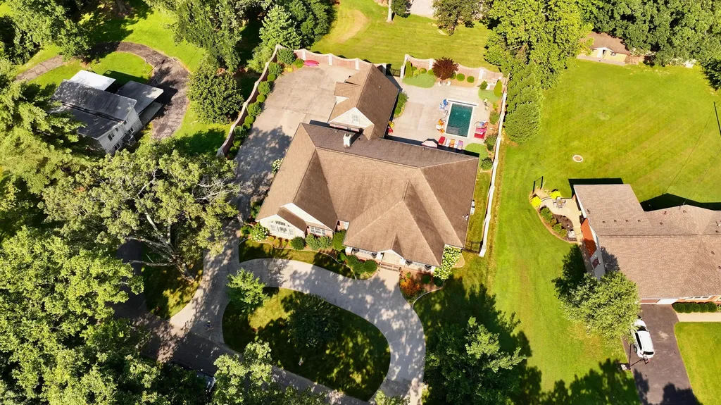 135 Allegheny Road Gilbertsville KY 42044