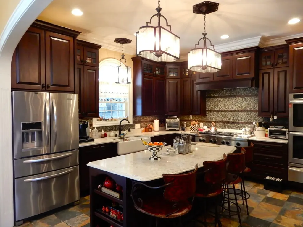 135 Allegheny Road Gilbertsville KY 42044