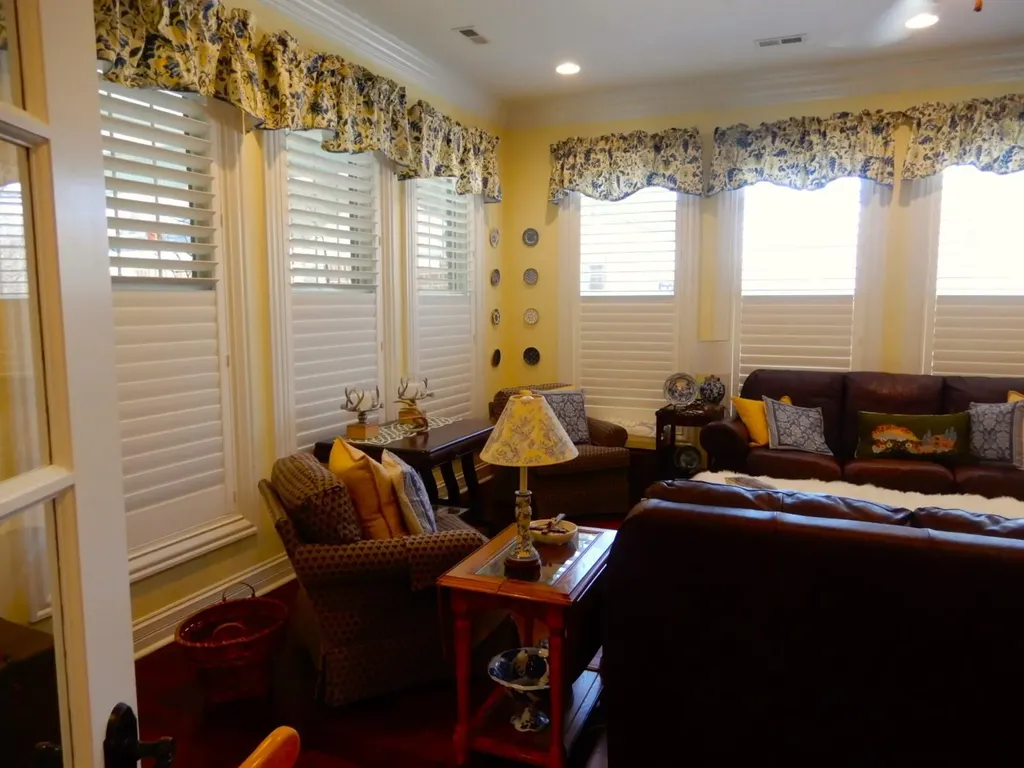 135 Allegheny Road Gilbertsville KY 42044