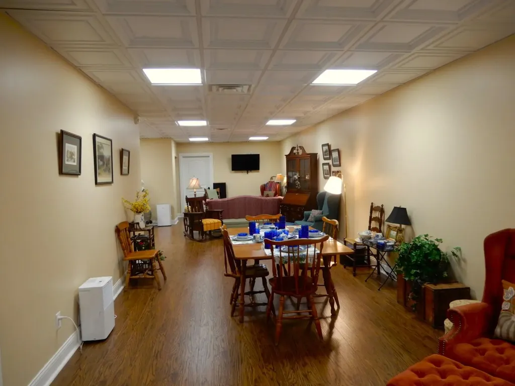 135 Allegheny Road Gilbertsville KY 42044