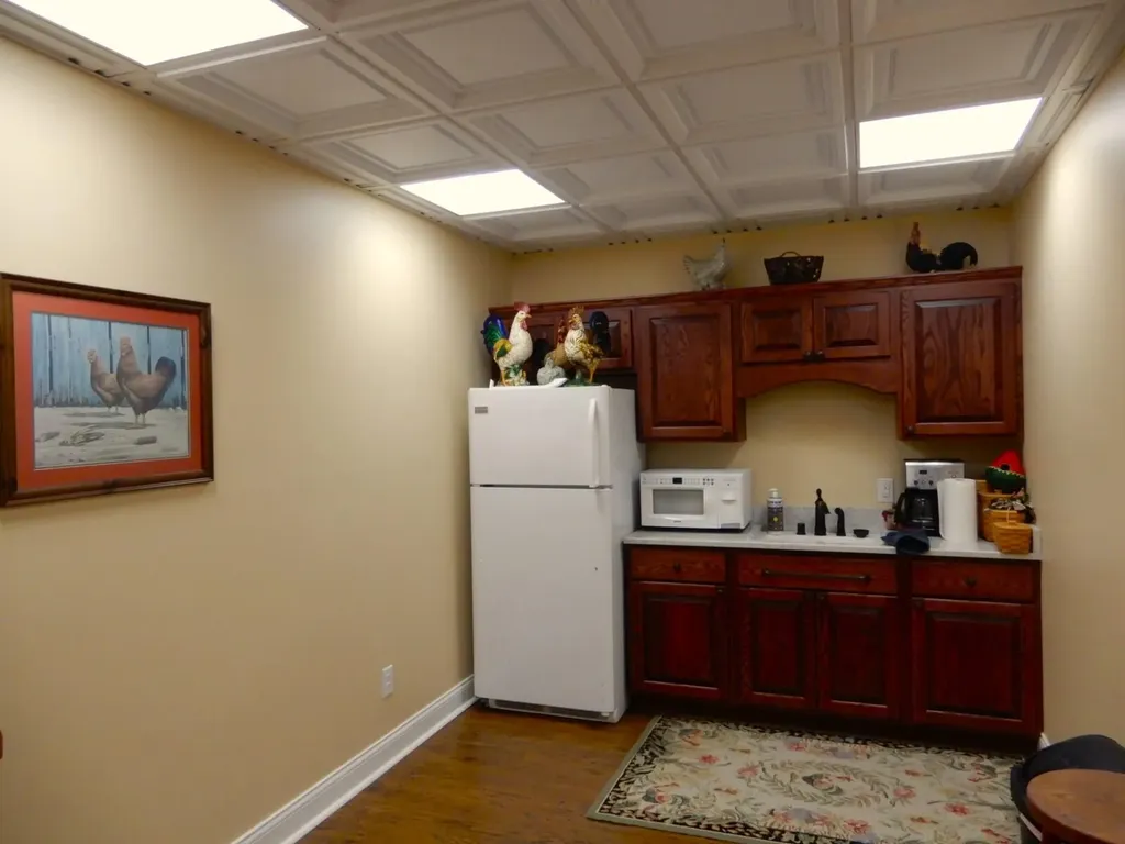 135 Allegheny Road Gilbertsville KY 42044