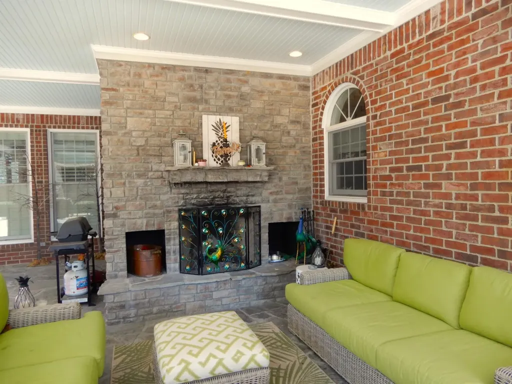 135 Allegheny Road Gilbertsville KY 42044