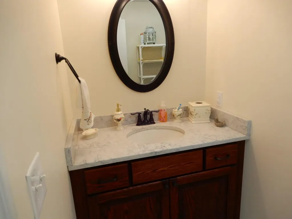 135 Allegheny Road Gilbertsville KY 42044