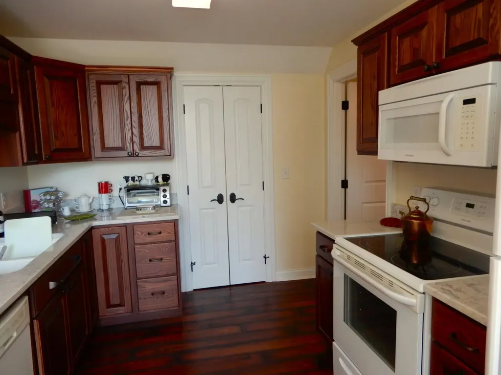 135 Allegheny Road Gilbertsville KY 42044