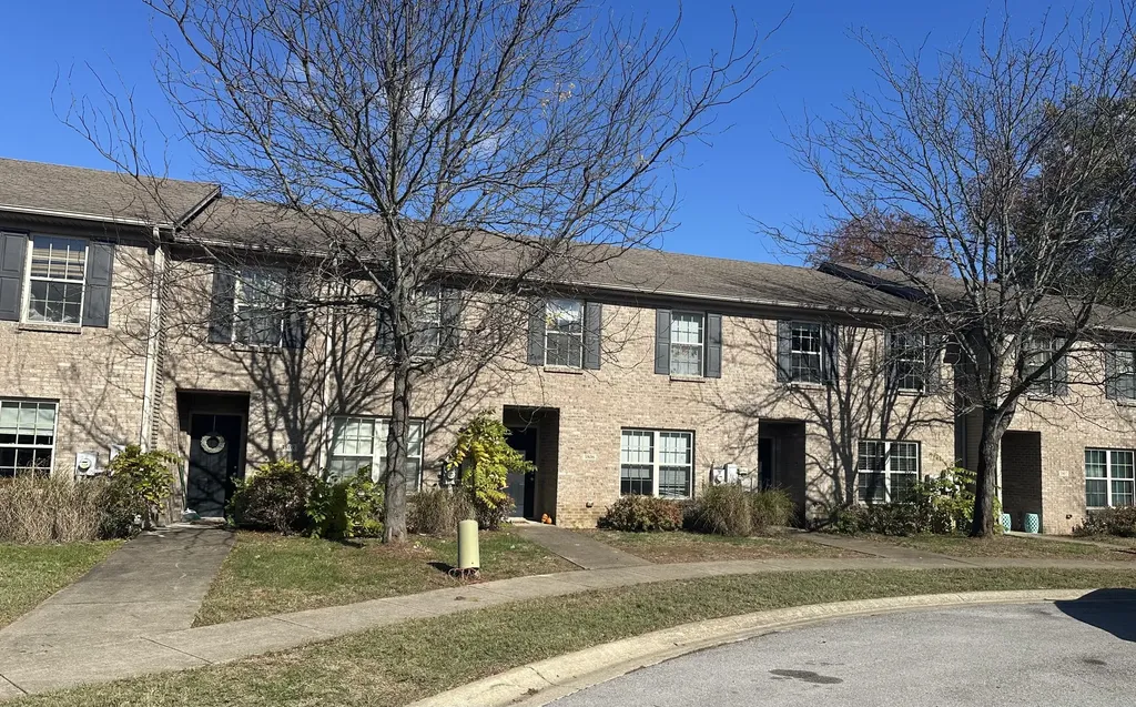 3804 Pinecrest Way Lexington KY 40514