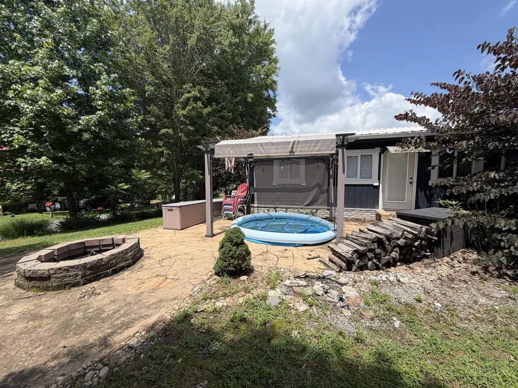 228 Dudley Hill Road Nancy KY 42544