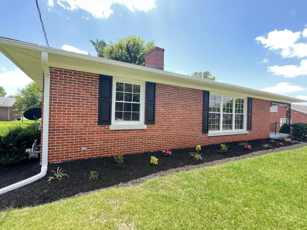 430 College Manor Harrodsburg KY 40330