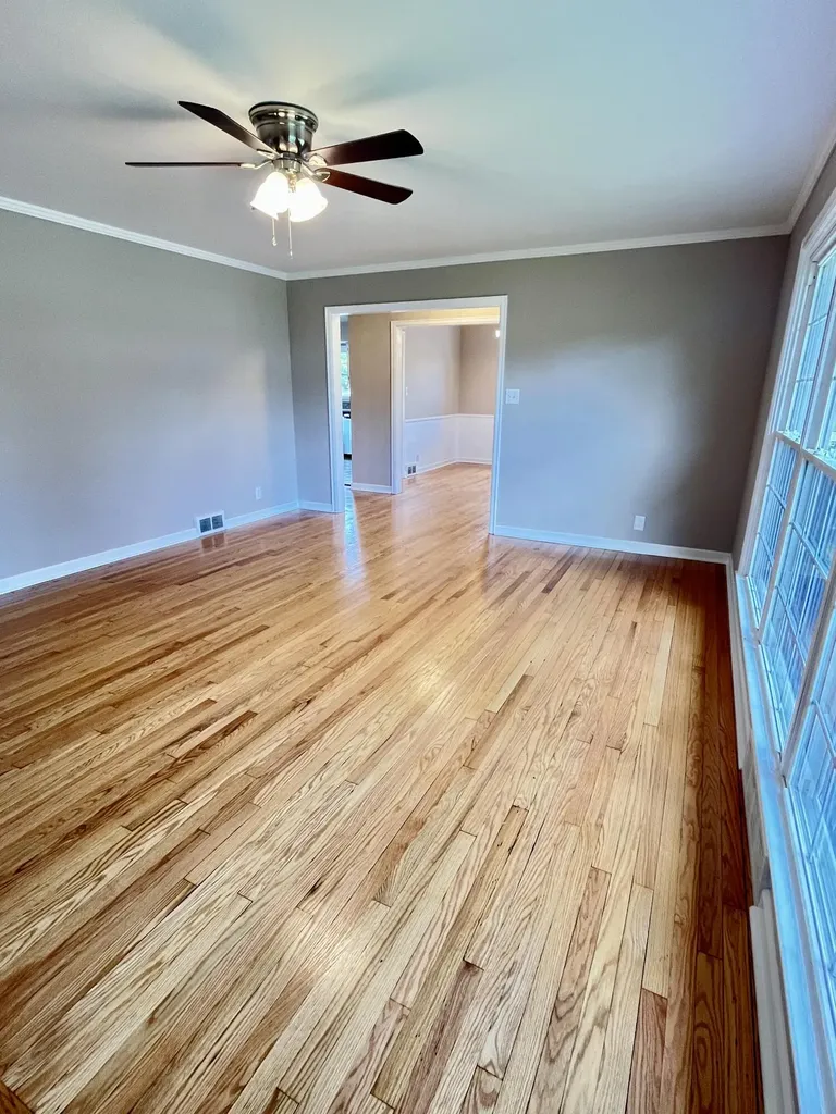 430 College Manor Harrodsburg KY 40330