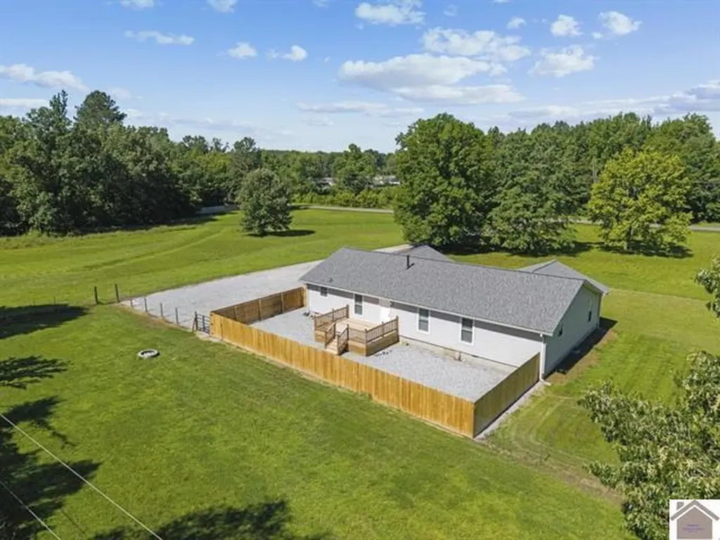 3960 Husband Road Paducah KY 42003