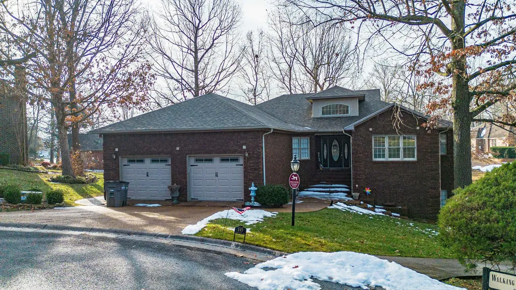 145 Forest View Cove Paducah KY 42003