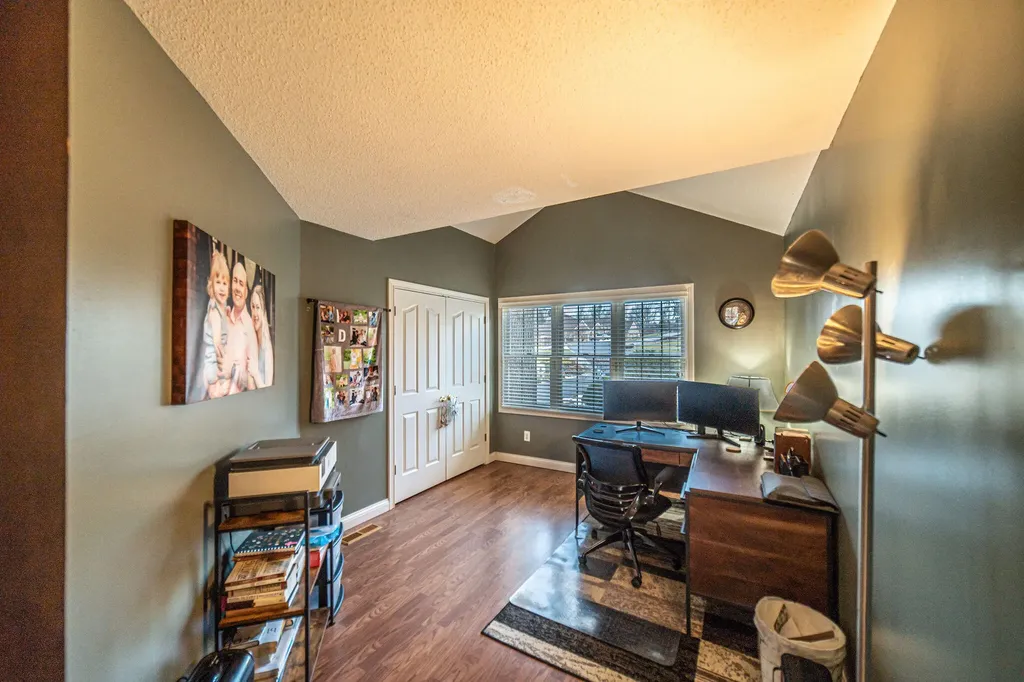 145 Forest View Cove Paducah KY 42003
