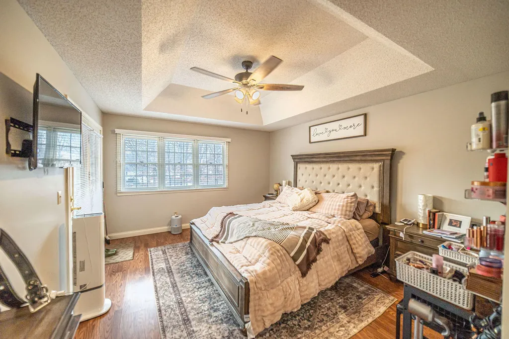145 Forest View Cove Paducah KY 42003