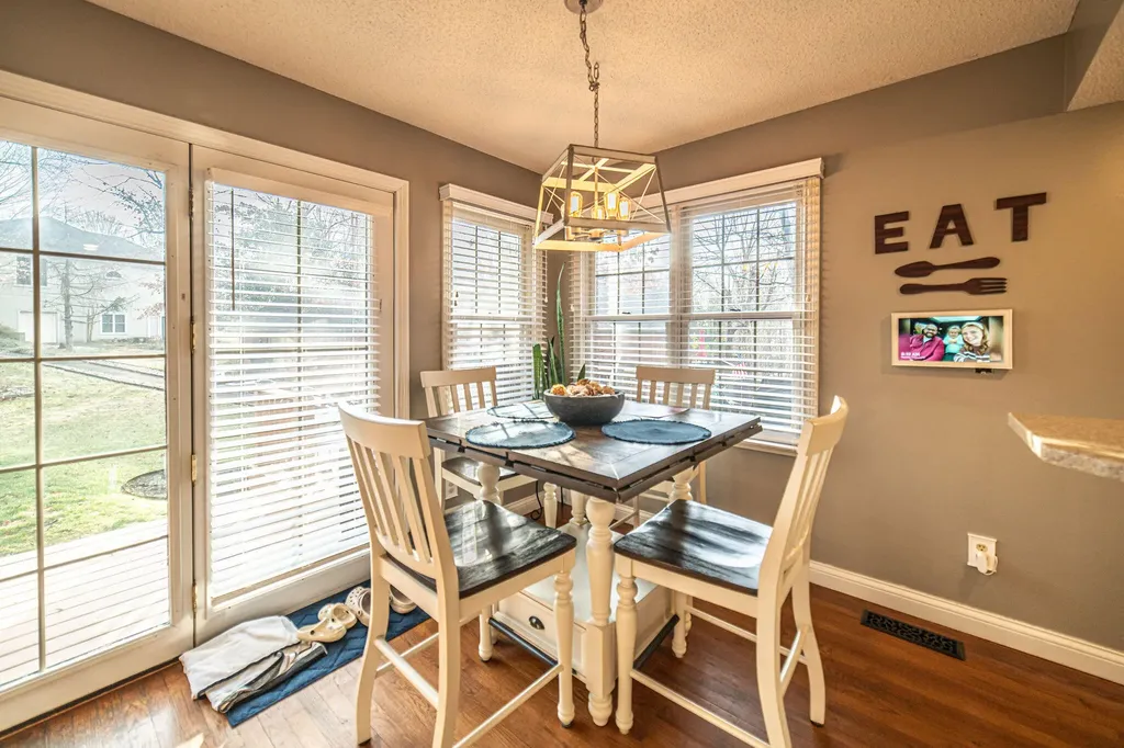 145 Forest View Cove Paducah KY 42003