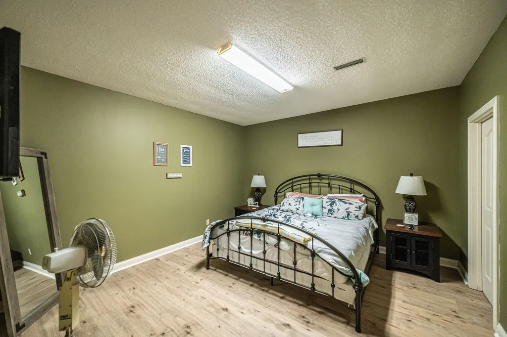 145 Forest View Cove Paducah KY 42003