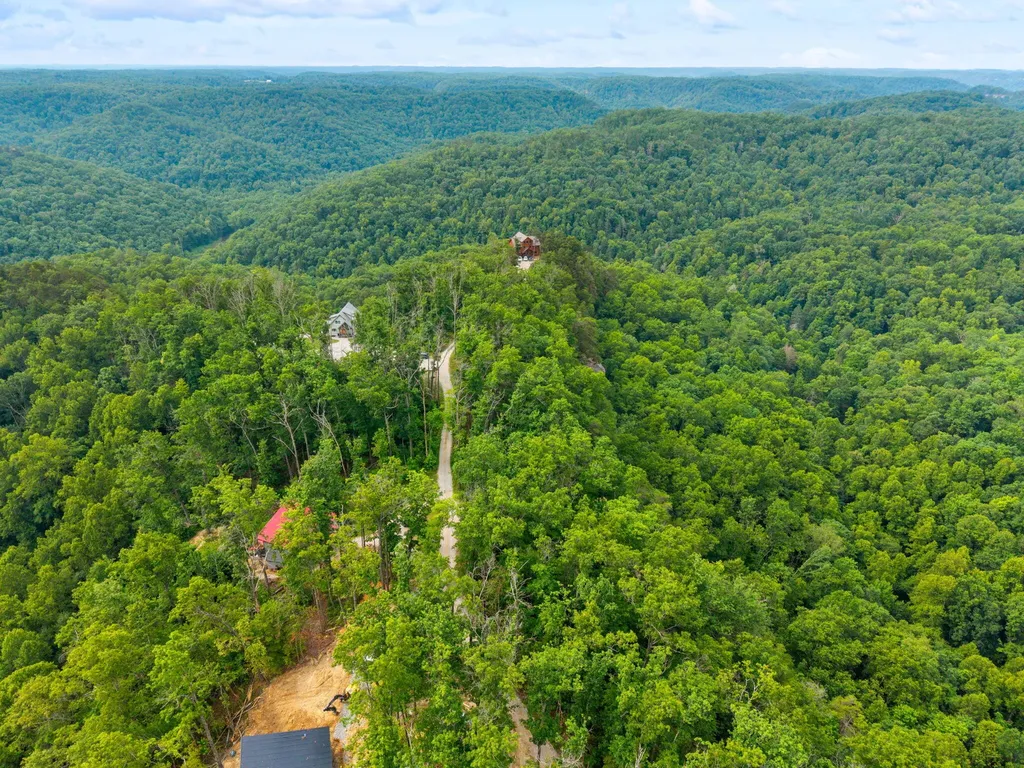 894 Heavenly Lane Frenchburg KY 40322