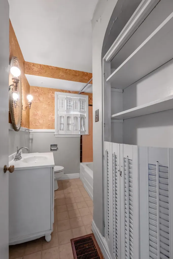 345 Colony Boulevard Lexington KY 40502