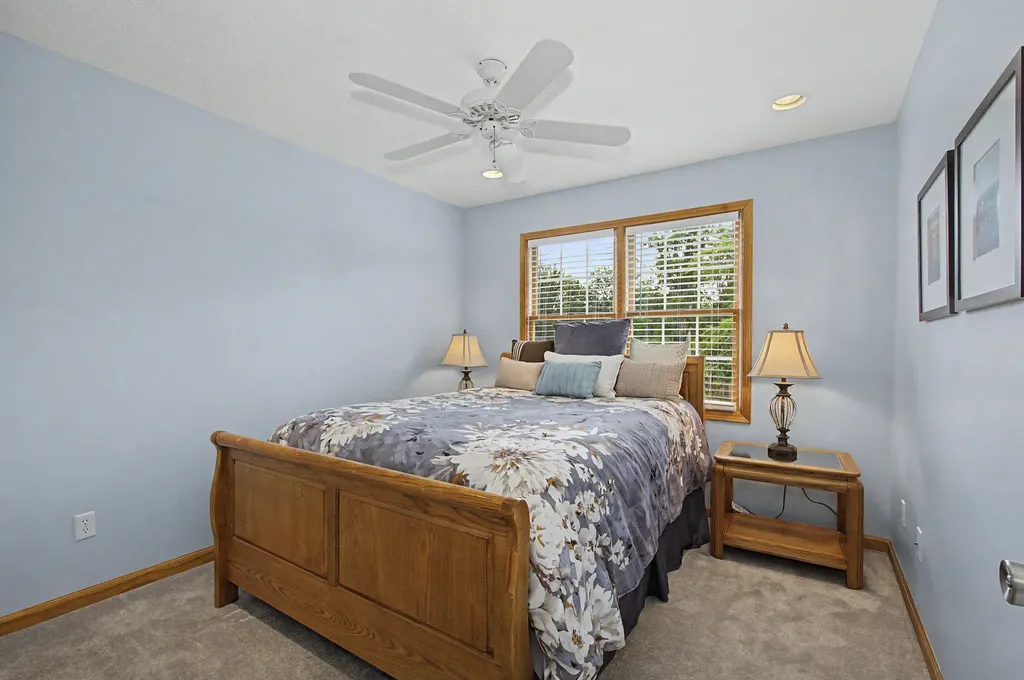 91 Lakeshore Road Gilbertsville KY 42044