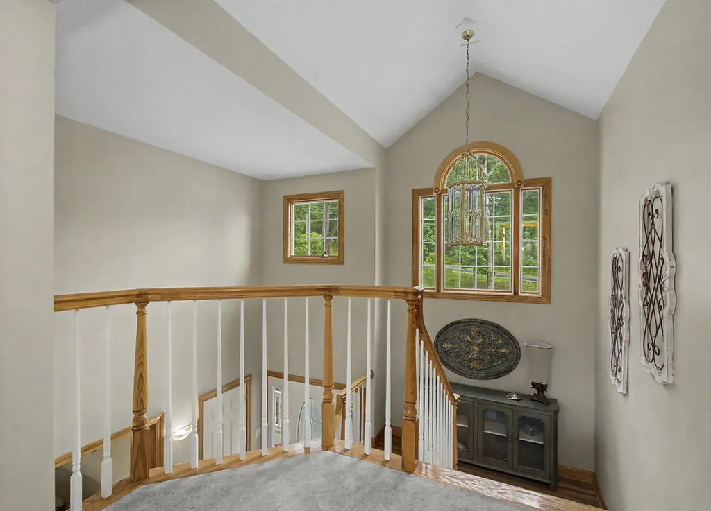 91 Lakeshore Road Gilbertsville KY 42044