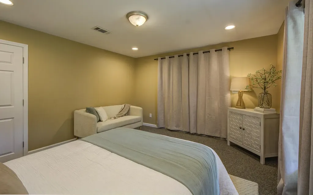 91 Lakeshore Road Gilbertsville KY 42044