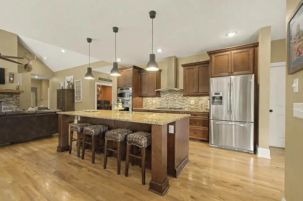 494 Beat Farmer Road New Concord KY 42076